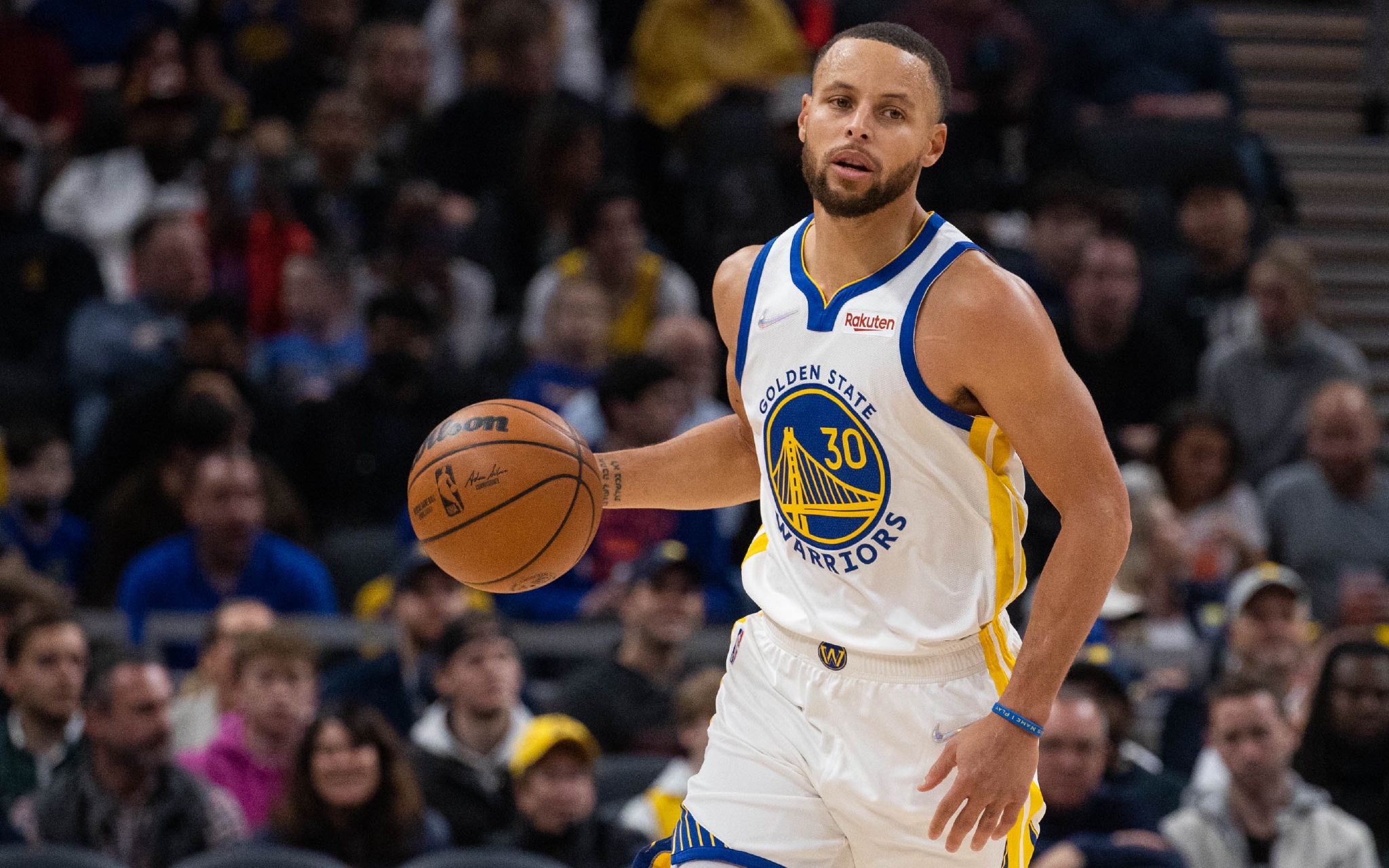 21分钟怒砍0分0板！辽篮天才后卫隐身：郭士强后悔让他进国家队？（21分钟交出0分0板，辽篮天才后卫迷失：郭士强会为国家队征召感到后悔吗？）