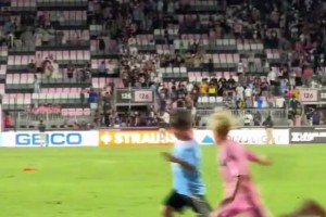 巴萨旧将：拉什福德不应该是巴萨首选，3000万欧太贵了（巴萨前球员：拉什福德不应列为第一选择，3000万欧报价偏高）