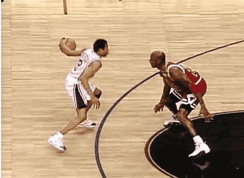 天空：抗议活动不断，苏超凯尔特人股东大会草草收场（天空：抗议声此起彼伏，苏超凯尔特人股东大会匆匆落幕）