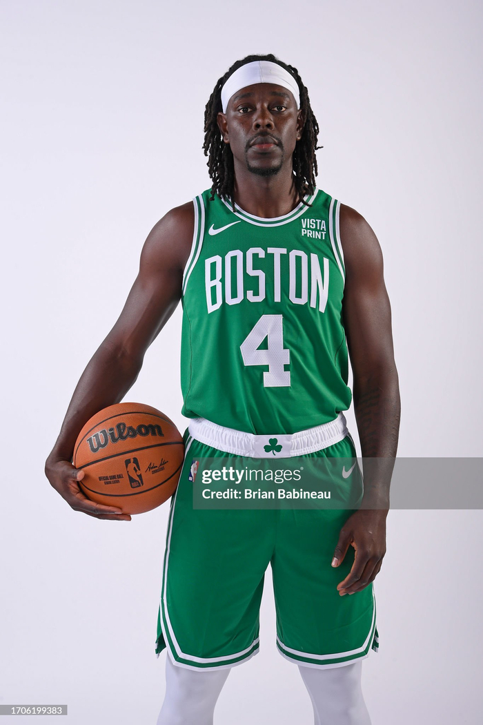 挪威双子星！哈兰德欧预赛进球最多，厄德高助攻最多（挪威双核闪耀：哈兰德欧预赛射手王，厄德高助攻王）