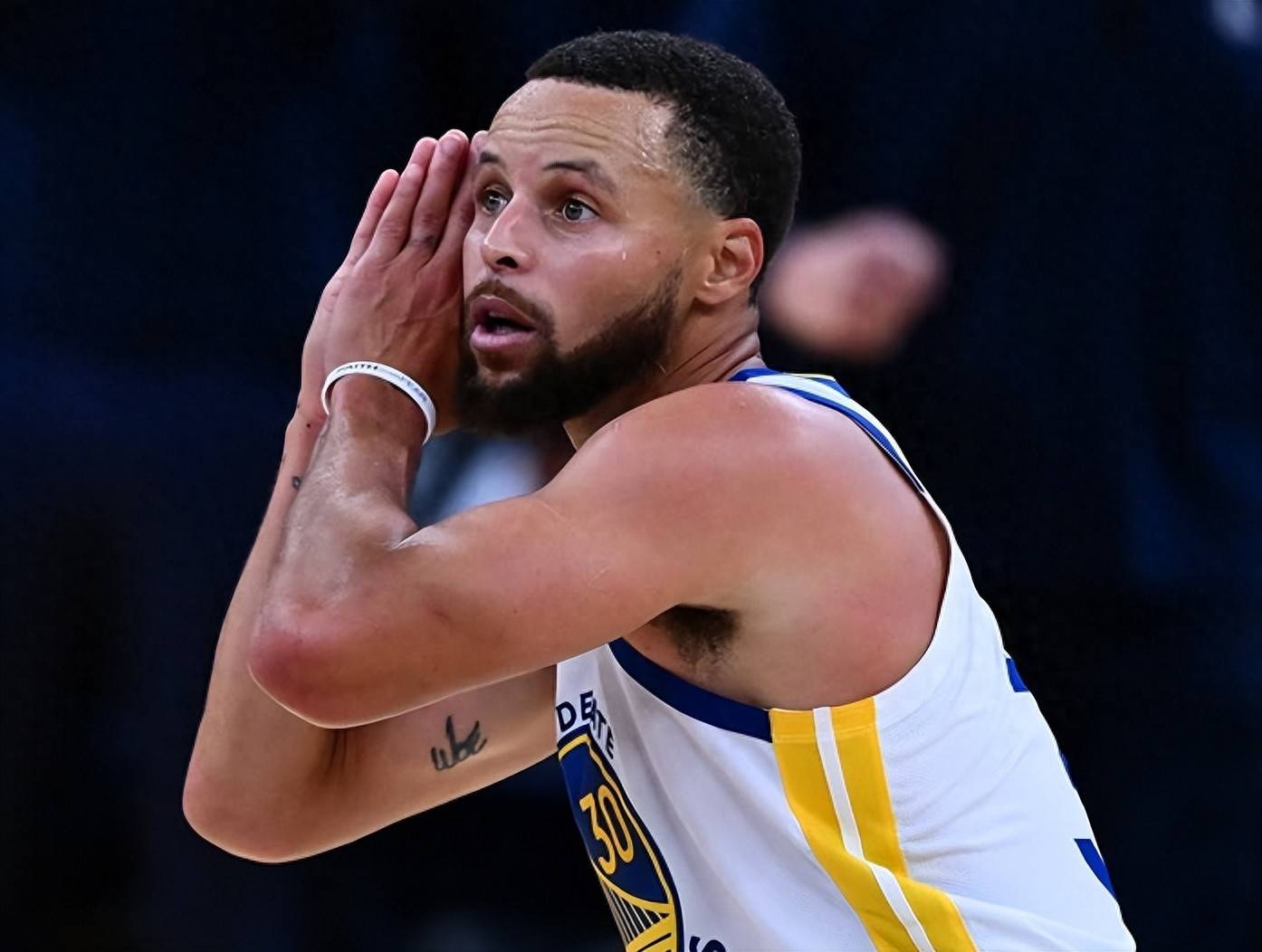 曼联欧联杯小组赛形势分析（曼联欧联杯小组局势解读）