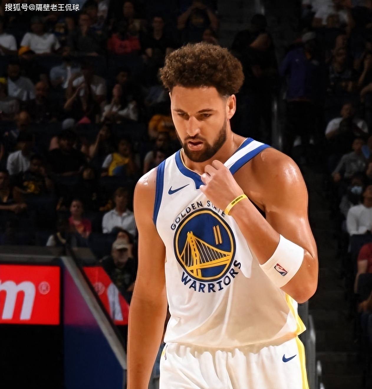 皇马战力全面评测：姆巴佩闪耀圣母大教堂，库尔图瓦再展门神风采（皇马实力全方位解析：姆巴佩点亮圣母大教堂，库尔图瓦再现门神本色）